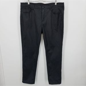 Liverpool Jeans Company Women's Straight Leg Jeans - Black